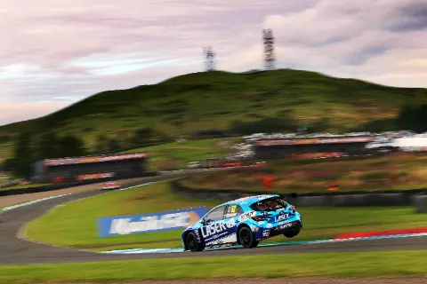 l shedden 0Q3A7239