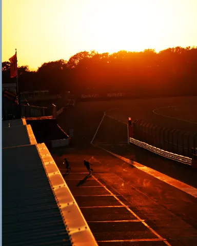 v Donington 0Q3A0095