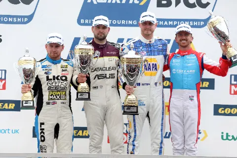 Podium Doble Rowbottom Sutton Collard 0H5A3693