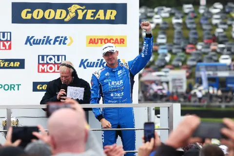 shedden 0H5A8276