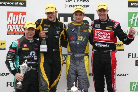 podium_006