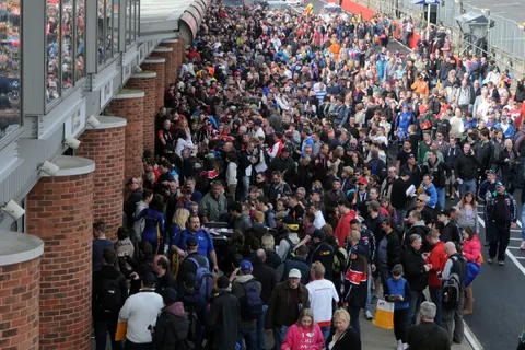 Crowd2