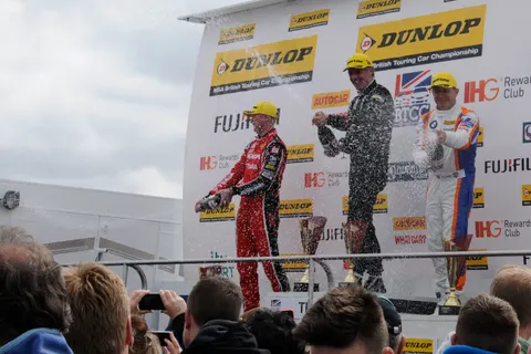 Podium4 (2)