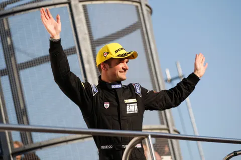 Colin Turkington secured a podium in the final encounter
