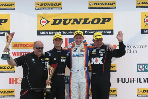 PodiumR2-5