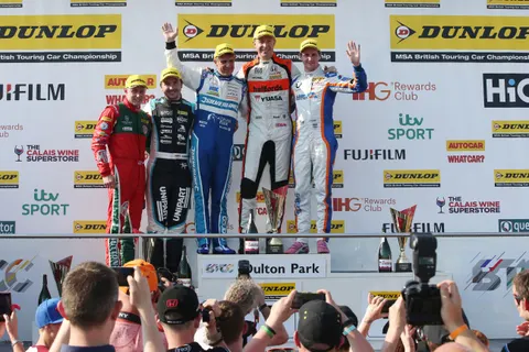 Podium (2)