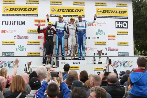 Podium (2)