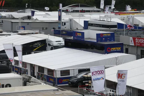 Paddock-1