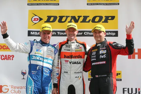Podium-2