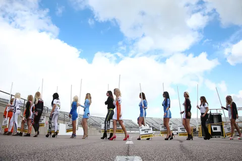 Grid Girls-2