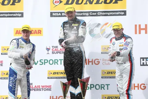 Podium2
