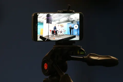 PressConference-01