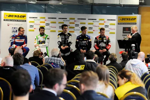 PRESSCONFERENCE_01