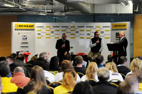 PRESSCONFERENCE_02