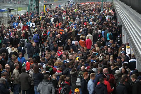 Crowd-1 (2)