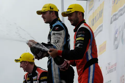 R1 Podium Morgan Ingram Goff-1