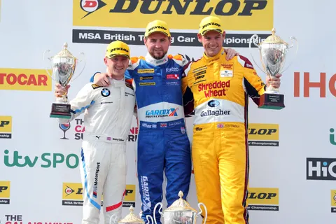 Podium-1