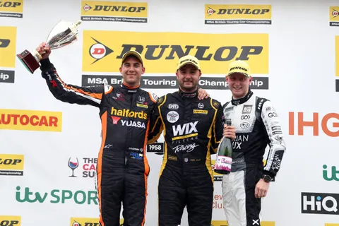 Podium (3)
