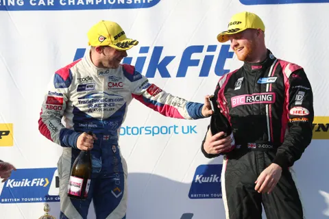 Podium-Hill-Cook-1