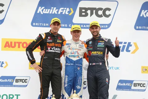 Podium-3