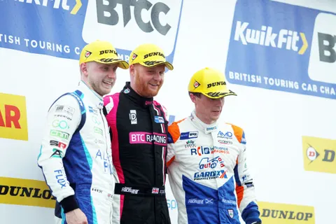 1_Podium
