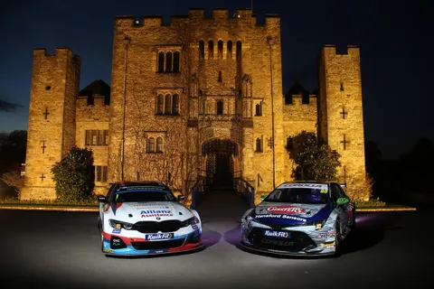 Colin Turkington (GBR) WSR BMW and Tom Ingram (GBR) Speedworks Motorsport Toyota Corolla at Hever Castle