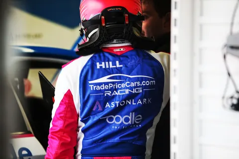 Hill-06