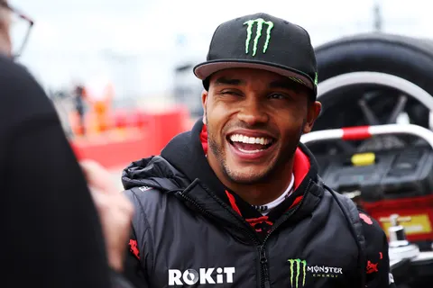 Hamilton-01-5