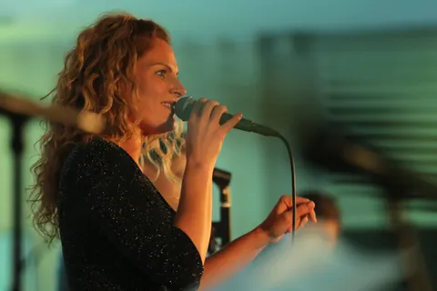 TOCA-Awards-singer