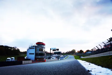 Brands-Hatch-06