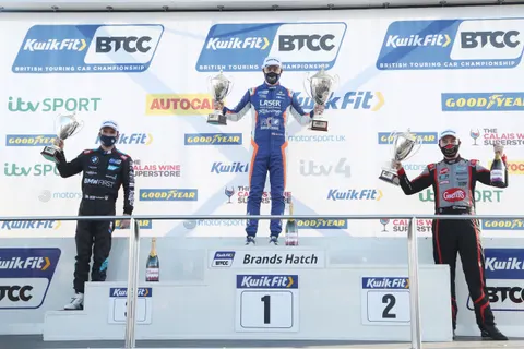1_Podium