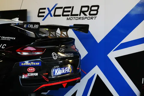 Excelr8-001