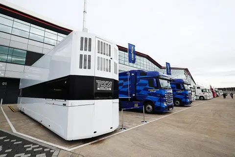 Paddock-03