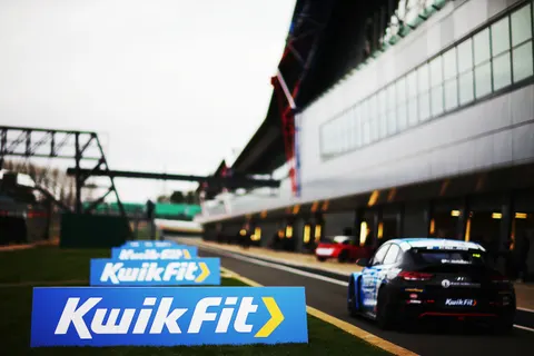 Kwikfit-01