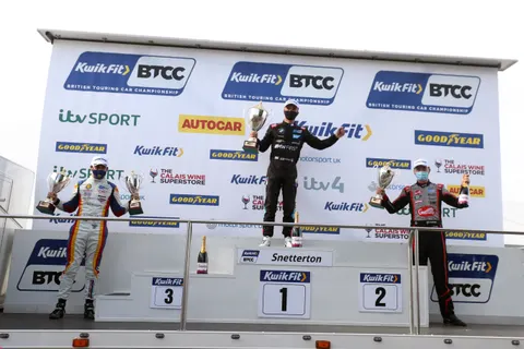 Podium-01-2
