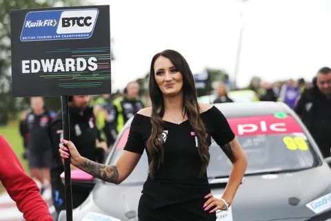 Edwards-gridgirl-01