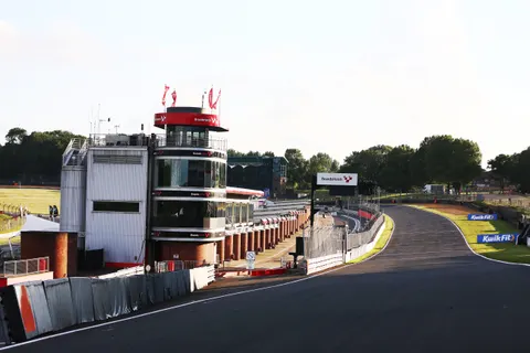 BrandsHatch-01