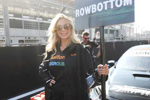 Rowbottom-gridgirl-1