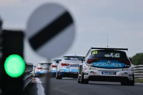 Dan Lloyd (GBR) - Power Maxed Racing Vauxhall Astra