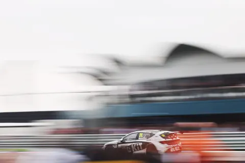 Hamilton-01-5