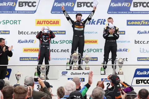 Podium-Morgan-0Rowbottom-Shedden-02