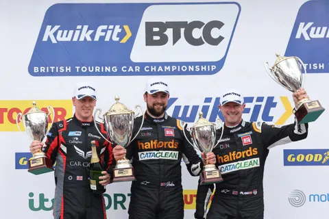 Podium-Morgan-0Rowbottom-Shedden-01