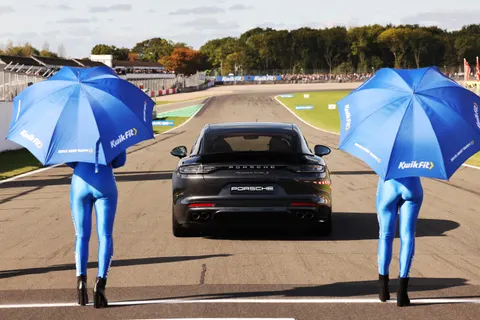 Porsche-02