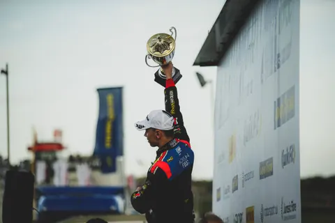 PodiumAL0W0085