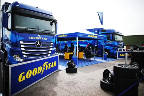 Goodyear-02SF7660