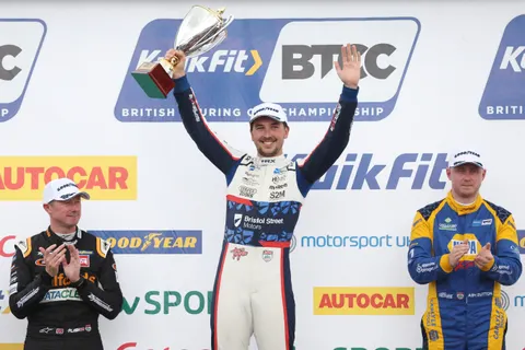 Podium-0Q3A3866