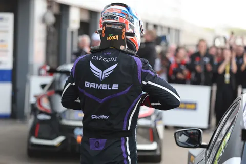 Gamble-0Q3A1813