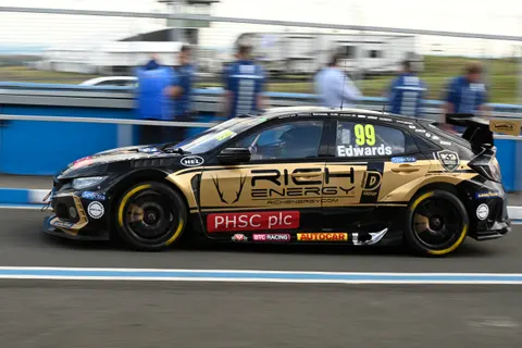 Edwards-_DSC9441