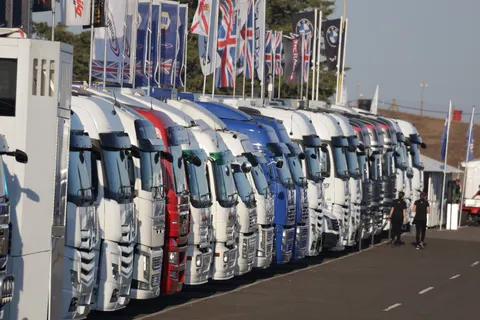 trucks-0Q3A0744