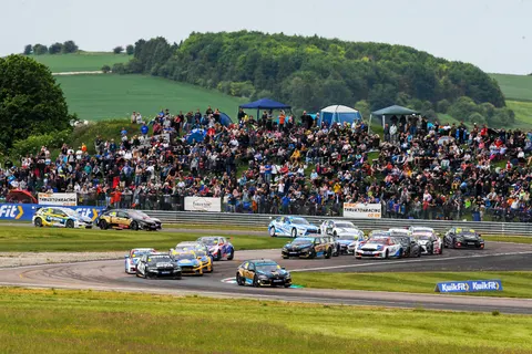 Race_1_Start-PM6_5640